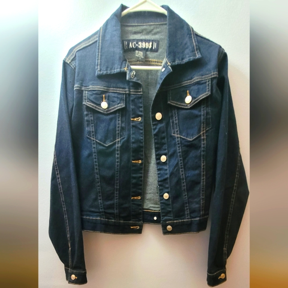 Women's Jean Jacket